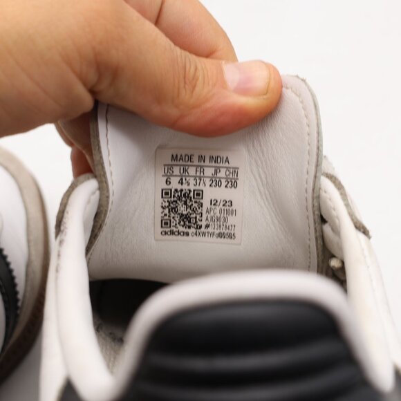 Adidas Samba OG Women's Size 6 Cloud White/Core Black Sneakers IG9030 - Picture 3 of 11